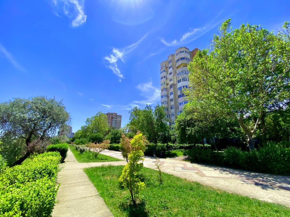 Sunny, Modern Apt By The Beach! Leilighet Constanţa Eksteriør bilde